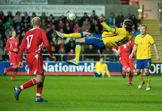 Mikael Lustig, Sverige