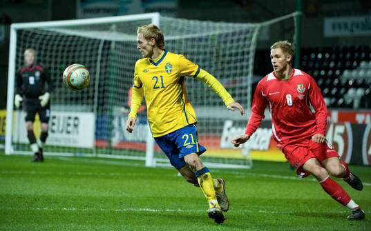 Christian Wilhelmsson, Sverige och Jack Collinson, Wales