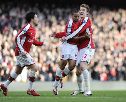 Theo Walcott, Samir Nasri och Nicklas Bendtner, glädje,