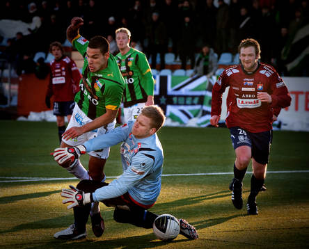 Mervan Celik, Gais. Victor Skoglund, målvakt Örgryte