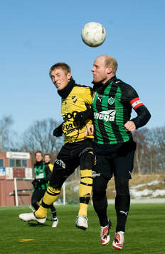 Pontus Lindell nickduell med Högaborgs lagkapten