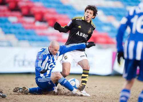 Thomas Olsson, IFK Göteborg, och Jorge Ortiz, AIK