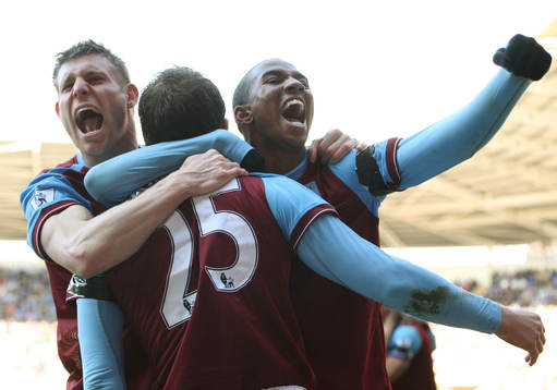 James Milner och Ashley Young, glädje, jubel