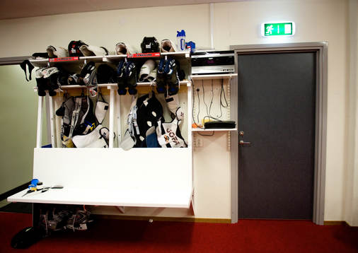 Peter Forsberg och Markus Näslund, Modo (omklädningsrum)