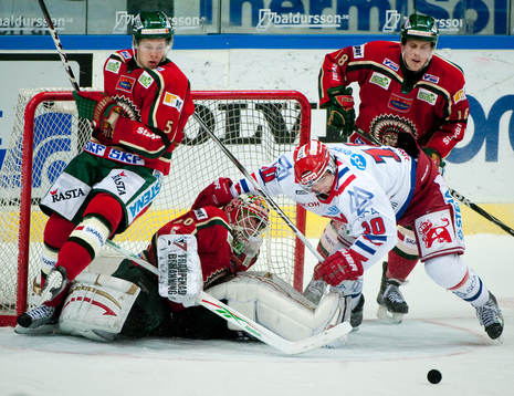 Christian Bäckman, Johan Holmqvist, målvakt, Joakim