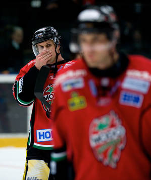 Markus Näslund, Modo