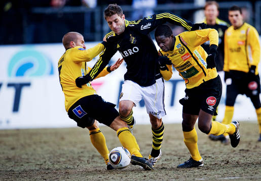 Johan Svensson och Patrick Osiako, Mjällby och Sebastián