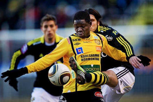 Patrick Osiako, Mjällby, och Bojan Djordjic, AIK
