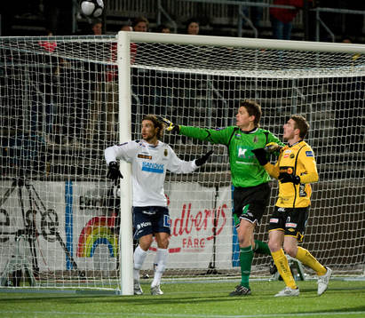 Mattias Hugosson, Målvakt Gefle och James Keene, Elfsborg