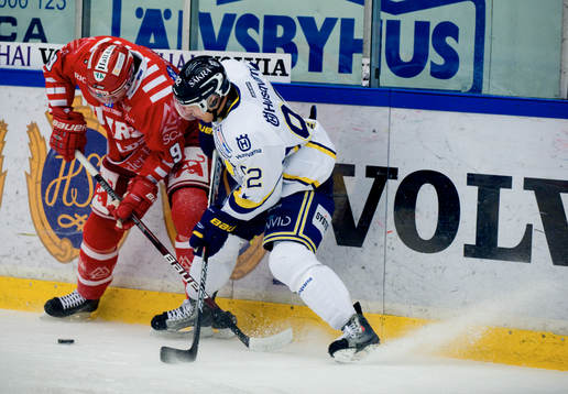 Teemu Laine, HV71 och Petr Caslava, Timrå