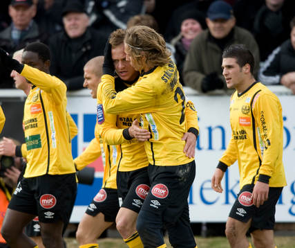Marcus Ekenberg och Tobias Grahn, Mjällby (Jubel)