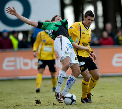 Moestafa El Kabir, Mjällby  och Kenneth Gustafsson, GAIS