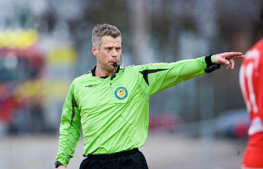 Tobias Mattsson, domare