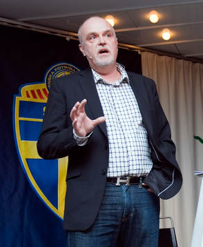 En Perlskog, konferencier