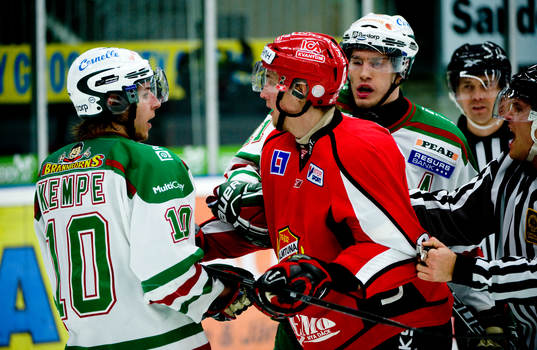 Mario Kempe, Rögle och Sebastian Eriksson, Almtuna