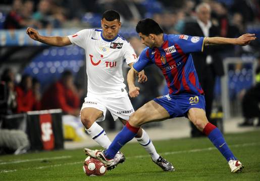 Bläddra bland fler bilder av Fotboll, Axpo Super League, Basel - Zürich
