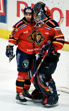 Kyle Klubertanz och Gustaf Wesslau, målvakt, Djurgården,