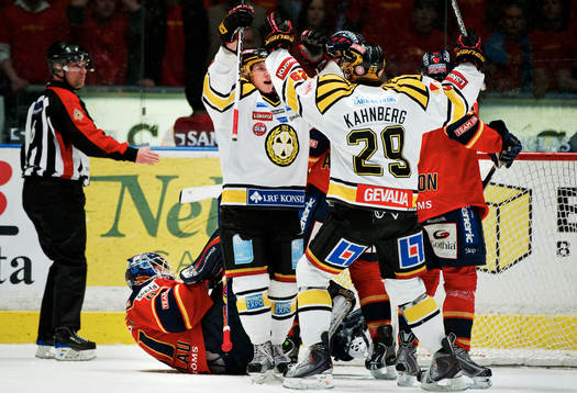 Juuso Hietanen och Magnus Kahnberg, Brynäs, jubel
