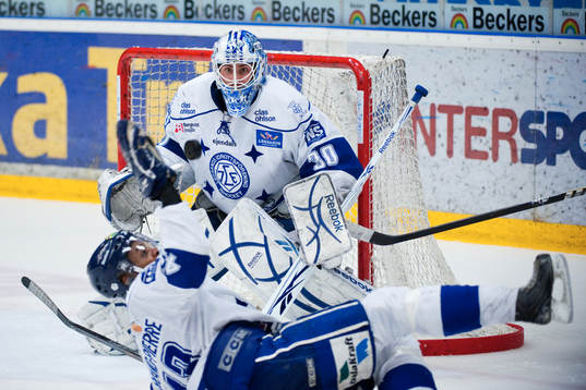 Jean-Luc Grand-Pierre, Leksand slår undan pucken med