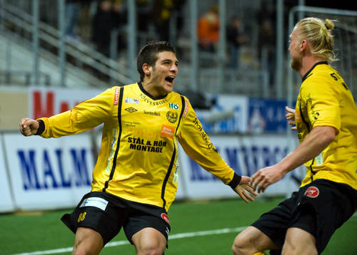 Mostapha El Kabir och Robin Cederberg, Mjällby jubel
