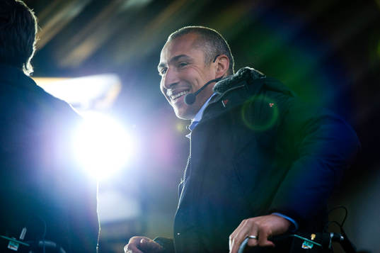 Henrik Larsson i TV-studion