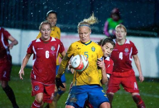 Caroline Seger, Sverige