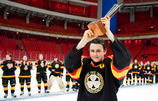 Alexander Sågström, Brynäs med JSM pokalen