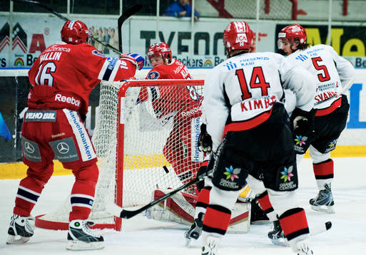 Linus Klasen, Södertälje, gör 1-0