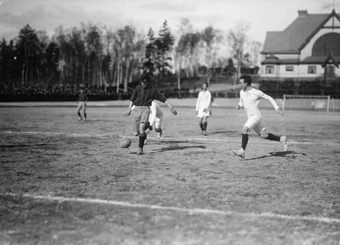 Fotboll, Göteborgs fotbollsförening mot Vikingarnas