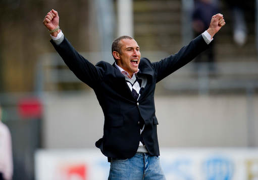 Henrik Larsson, tränare jubel