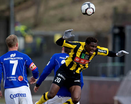 Dominic Chatto, Häcken