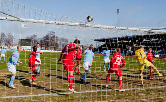 Markus Halsti, Malmö har nickat in 2-3 målet bakom Petter