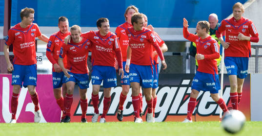 1-0 Ardian Gashi som grattas av Christoffer Andersson