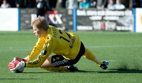 Toni Maanoja, Målvakt AIK