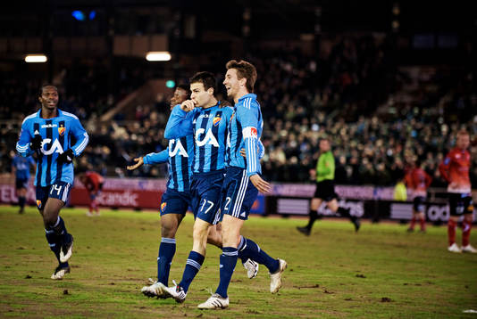 Sharbel Touma, Djurgården, gratuleras till sitt 3-0-mål.