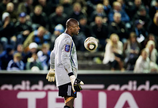Pa Dembo Touray, målvakt, Djurgården