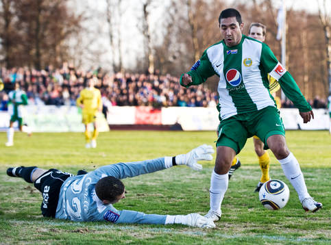 Bläddra bland fler bilder av Fotboll, Superettan, Ängelholm - Hammarby