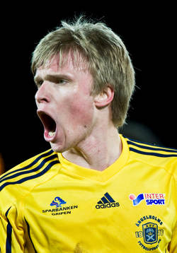 Robin Nilsson, skriker