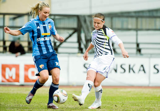 Emma Lundh, Djurgården och Josefine Alfsson, Malmö (0-1)