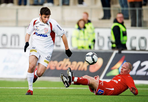 Mattias Genc, Assyriska, lurar Viktor Rönneklev,