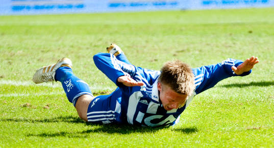 Niklas Bärkroth  är arg som ett bi