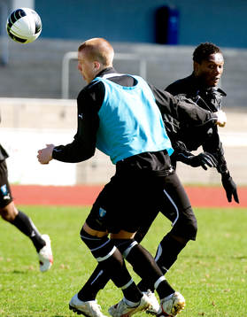 Pontus Jansson, MFF och Edward Ofere, MFF