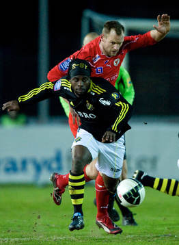 Martin Kayongo-Mutumba steget före Tobias Carlsson