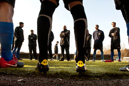 Fotboll, division 2, Utsikten tränar, träning