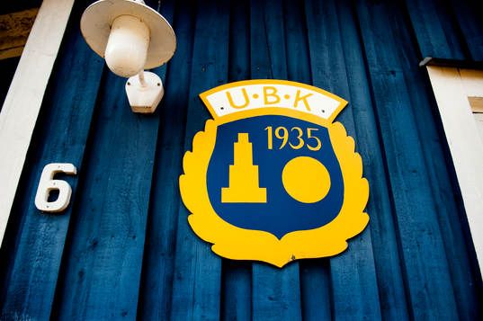 Fotboll, division 2, Utsikten tränar, träning. Klubbmärke