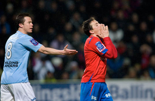 Ardian Gashi, Helsingborg, har missat och Daniel Andersson,