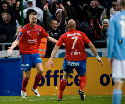 2-1 Marcus Nilsson tog revansch för handsen som gav Malmö