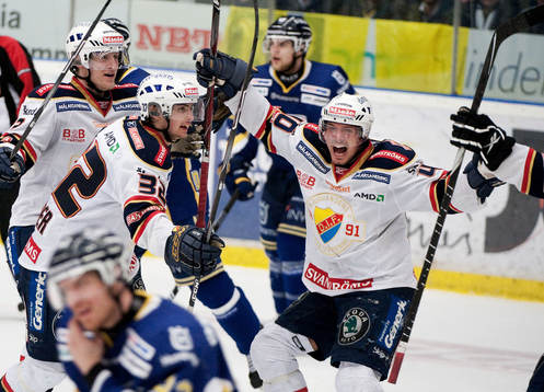 Marcus Krüger, Djurgården, avgör i Sudden Death. Jubel