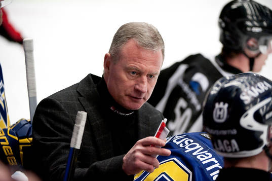 Janne Karlsson, tränare HV71