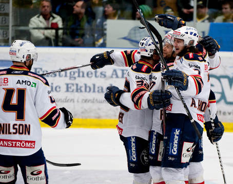 Andreas Holmqvist, Djurgården, gör 2-2. Jubel